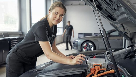 Audi Elektroauto Service